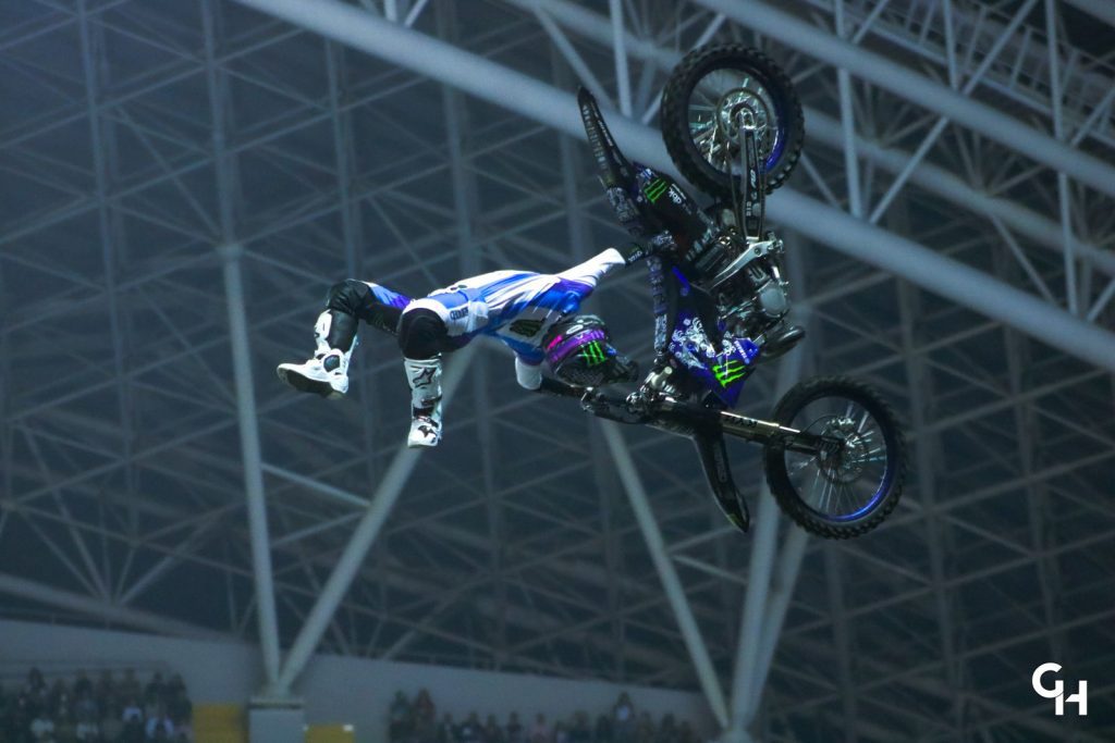 “Mincha” impacta en su debut y se lleva la corona de X-Knights 2025 6 WhatsApp Image 2025 03 16 at 8.28.04 PM